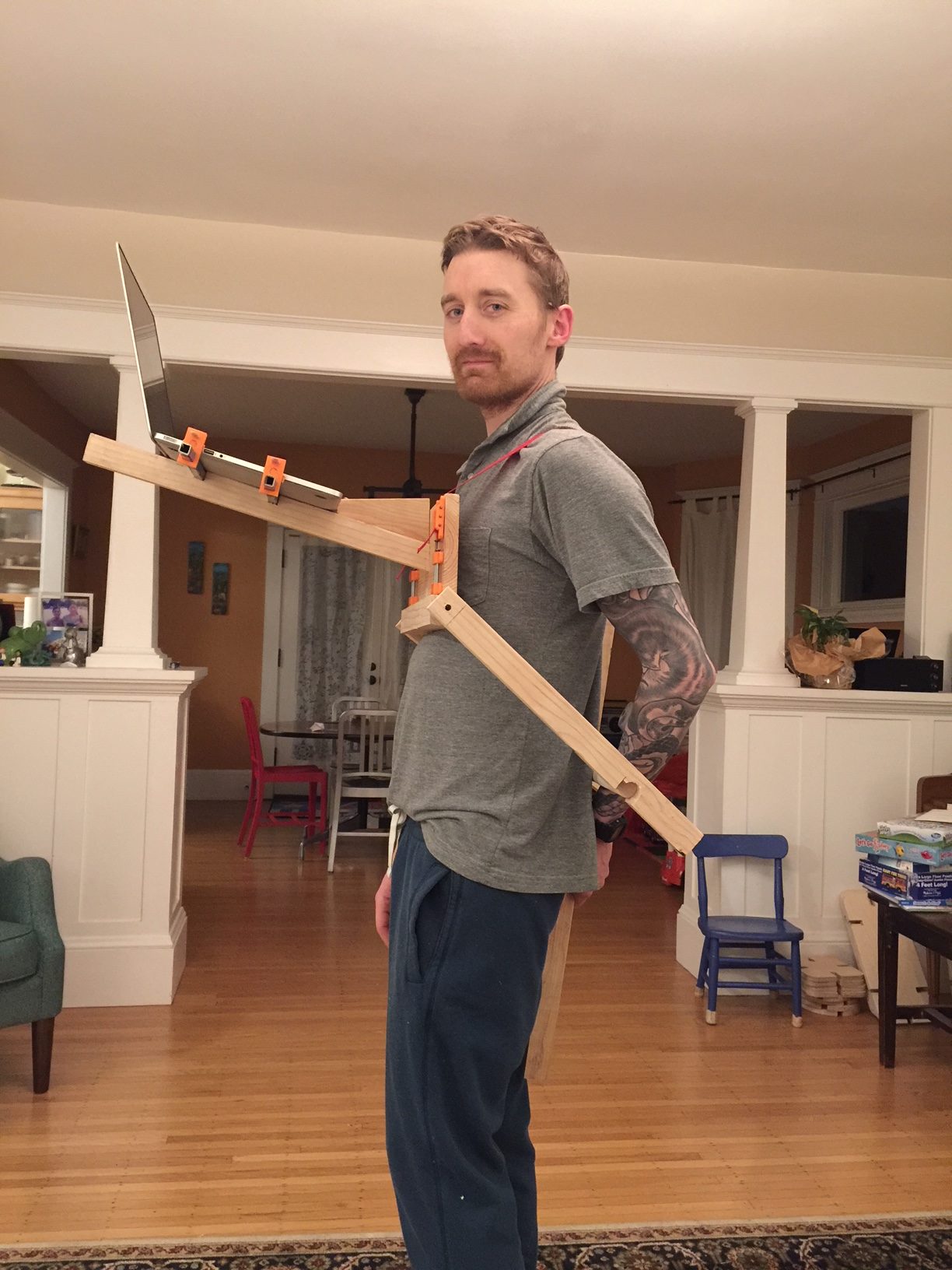 Laptop Harness APLOT